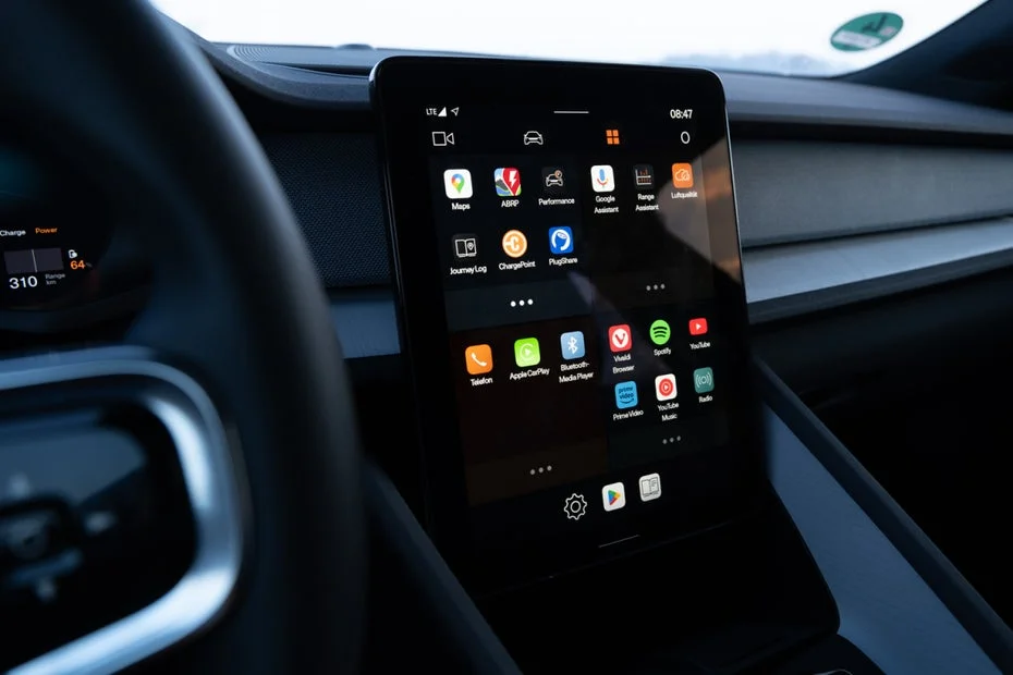 Неожиданное обновление: Android Auto теперь может открывать PDF-файлы