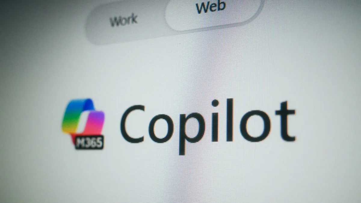 Microsoft объединяет свои приложения 'Copilot' и отказывается от трех функций